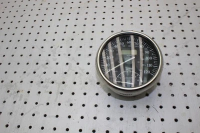 2002 VICTORY V92C SPEEDOMETER TACHOMETER GAUGE METER (#489) - Image 1 of 4