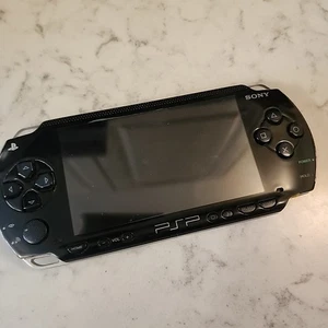 Sony Playstation PSP PSP-1001 Handheld Console FOR PARTS OR REPAIR NO POWER - Bild 1 von 8
