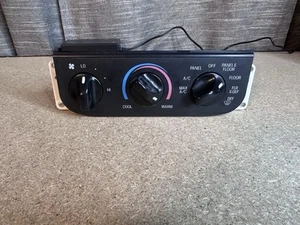 97-04 Ford Expedition F-150 AC/Heat Climate Control - Picture 1 of 6