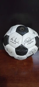 Fußball aus der deutschen Nationalmannschaft 1980 Autogramm - Bild 1 von 6