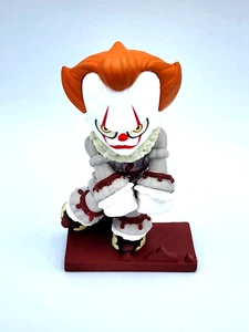 Funko Mystery Minis IT Movie Dancing Pennywise Clown Vinyl Figure - Picture 1 of 1
