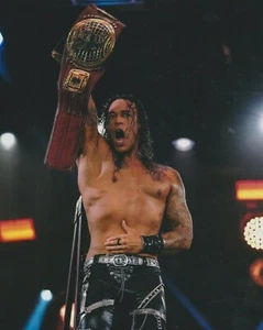 Damian Priest   (WWE)   **HAND SIGNED**  8x12 photo ~  AUTOGRAPHED  - Picture 1 of 1