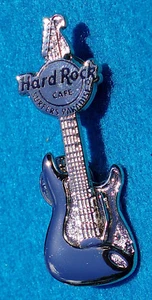 GUITARRA SURFERS PARADISE SERIE 3D SILVER METAL FENDER STRAT Hard Rock Café PIN - Imagen 1 de 1