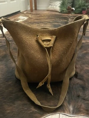Bolso vintage de gamuza con cordón Foto 1 de 4