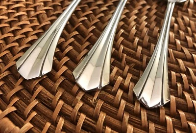  * ONEIDA - RUSHMORE - Deluxe - YOU CHOOSE - Stainless Flatware Silverware *  - Image 1 of 4