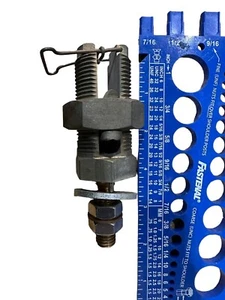 MILITÄR GENERATOR STROMAUSGANGSTERMINAL BINDENSPOSTEN A1 - Bild 1 von 2