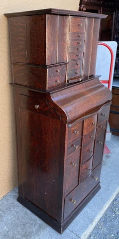 VICTORIAN OAK DENTAL CABINET, RANSOM & RANDOLPH Cover