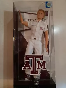 Ken Da collezione Texas A&M University Barbie Matel Etichetta Rosa - Foto 1 di 2