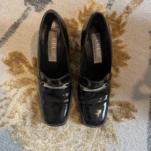 scarpe guess nere vernice tacco alto 7 1/2 - Foto 1 di 9