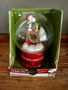 Gemmy Peanuts Mini Schneekugel beleuchtet musikalisch Snoopy Woodstock Weihnachten - Bild 1 von 11