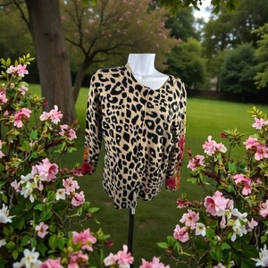 Vintage ELIZABETH New York Women Animal Print Sequin Flowers Sweater L - Picture 1 of 9