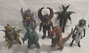 7 Bandai ULTRAMAN ULTRA MONSTER 7" KAIJU FIGURE LOT TYRANT GAMORA GOLDRAS GIGI - Picture 1 of 20
