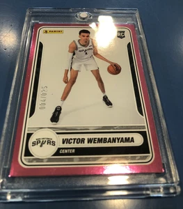 Victor Wembanyama 2023-24 Panini Rookie Card Red Foil #96 004/025 Spurs - Bild 1 von 7