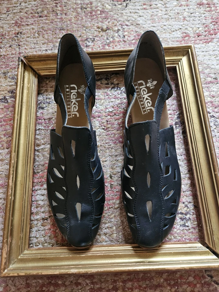 Rieker. Dark Navy Shoes. UK 8. EUR 42. Leather. Perfect , New, Condition - Image 1 of 4