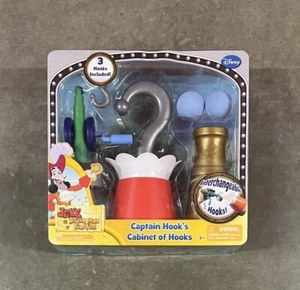 Jake und die Nimmerland Piraten Captain Hook's Cabinet of Hooks Spielset versiegelt! - Bild 1 von 2