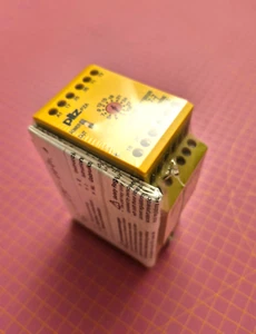 PILZ PZA 30/24VDC 1n/o 2n/c Artikelnummer: 774030 Neu+OVP, 4046548060102 - Picture 1 of 3