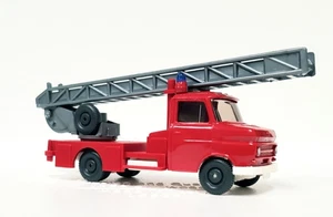 Wiking Opel Blitz B 1,9 to Feuerwehr Drehleiter DL 18 | Serienmodell ohne OVP - Bild 1 von 3