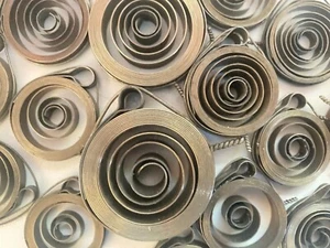 Muelle de tracción con lazo final lazo para despertador y relojes grandes sin barrilete - Imagen 1 de 2