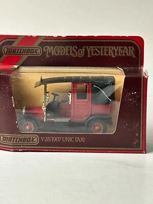 Matchbox Models of Yesteryear Y-28 1907 Unic Taxi with Box - Image 1 of 4