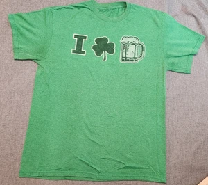 I Love Beer Green Shamrock Graphic T Shirt Irish Luck Medium St Patric - Picture 1 of 6
