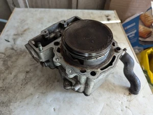 Kawasaki Klx650 C C1 C2 Zylinderbohrung und Kolben - Bild 1 von 5