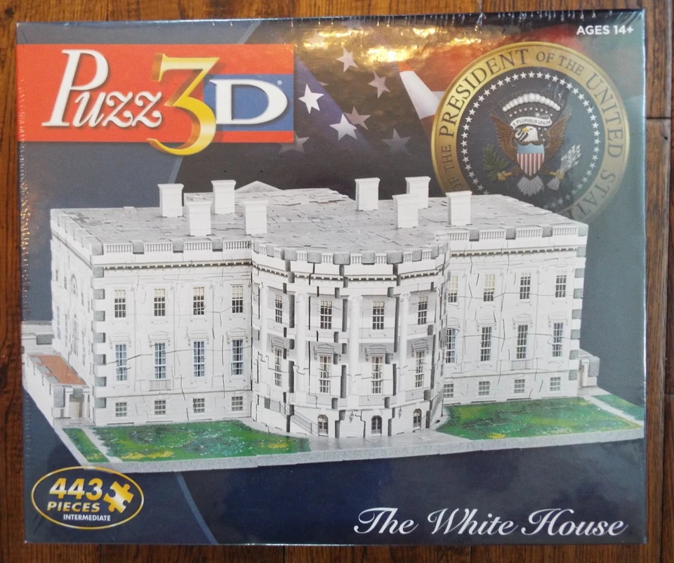 The White House Puzz 3D 2014 Hasbro Puzzle - Image 1 of 2