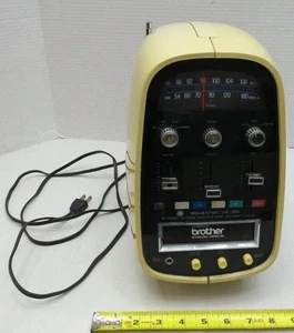 TESTED Brother Aquatron Vx33c Portable8Track AMFM PLAYER. FREE 8TRKS. SOUNDS VG - Picture 1 of 15
