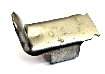 CAMOPLAST TRACK CLIP - Ski Doo Slide Ski Doo # AFT500003110 1974 - 1992 Foto 1 de 4