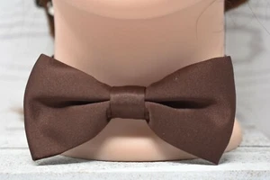 CHILDREN'S/INFANTS CHOCOLATE BROWN PRE-TIED BOW TIE SATIN ADJUSTABLE STRAP - Picture 1 of 7