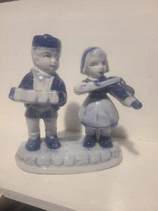Vintage Dutch Boy And Girl Playing Instruments Blue & White Porcelain Figurine - Picture 1 of 4