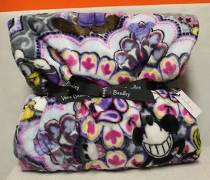 Vera Bradley Disney Mickey’s Sweet Treats Throw Blanket 2020 Edition NWT - Picture 1 of 4