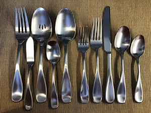 RESTOCKED Oneida Satin Voss Stainless Steel Your Choice Buy the Piece You Choose - Picture 1 of 12