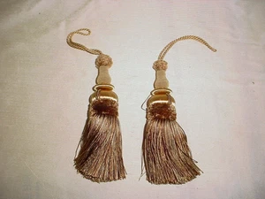 12 KRAVET BRASS BRONZE ANTIQUE GOLD TASSEL TIEBACKS UPHOLSTERY TRIM - Picture 1 of 3