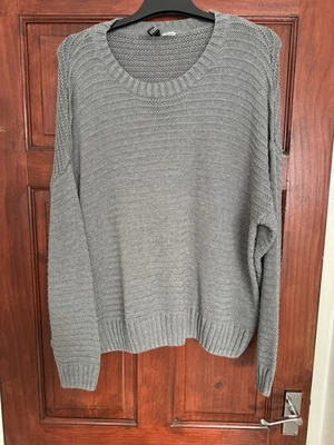 H&M Women’s Grey Jumper Size XL - Image 1 of 4