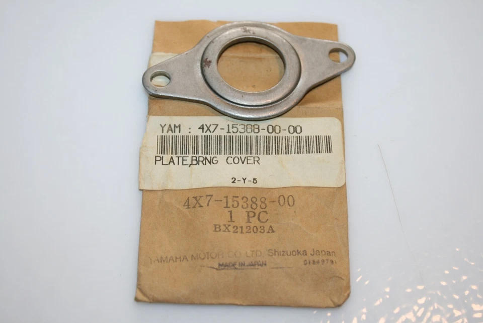 NOS Genuine Yamaha Bearing Cover Plate Part Number - 4X7-15388 VIRAGO 750 1000 - Image 1 of 1