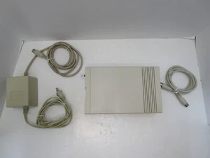 COMMODORE 1581 DISK DRIVE FOR C64 64C VIC-20 C16 PLUS/4 128 TESTED/WORKING L37 - Picture 1 of 23