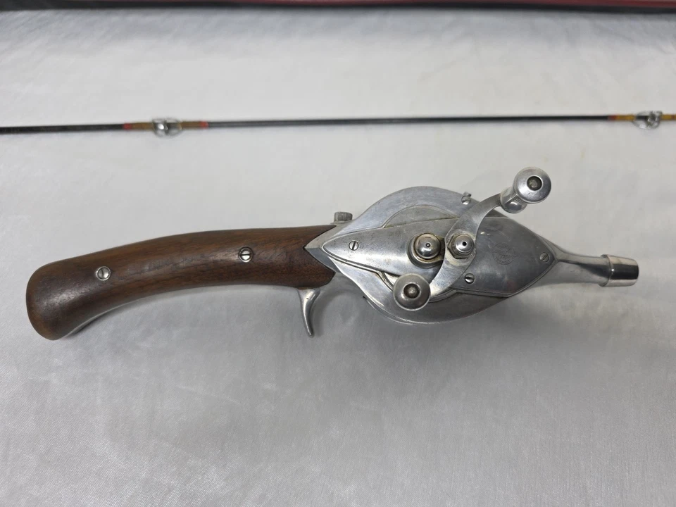 Caña de pescar Hurd Detroit Super Caster de colección, carrete de cara abierta y estuche ¡Juego raro! Foto 1 de 4