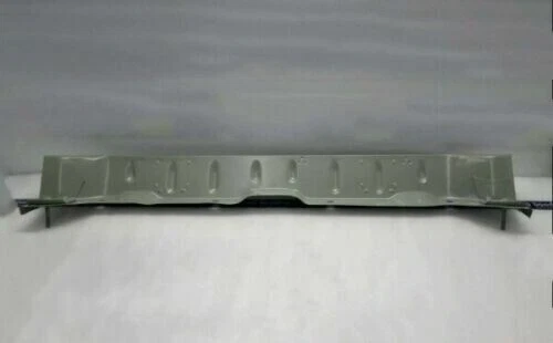 Member Floor Tracker 61820M83010 para Suzuki Samurai SJ410 SJ413 Sierra Foto 1 de 4