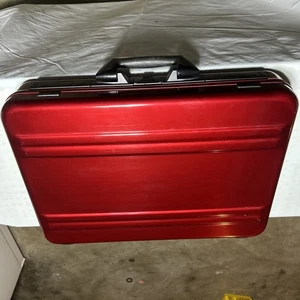 Rare VTG RED Zero Halliburton Aluminum Attache Briefcase 18x13x4 Lock Works - Picture 1 of 19