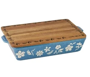 Mujer Pioneer ~ Frontier Blue Speckle ~ Panadero rectangular con tapa de tabla de cortar - Imagen 1 de 6