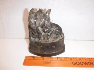 VINTAGE SCOTTIE/SCHNAUZER DOGS CAST METAL SCOTTY BOOK END/ Post Cap - Picture 1 of 12
