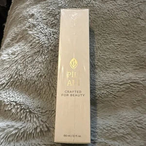 Pili Ani Gentle Facial Cleanser 5.1oz New - Picture 1 of 1