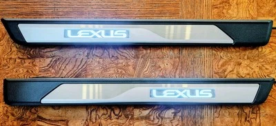 Lexus ES350 2019-25 Genuine OEM Illuminated Front Door Sills 2pc Set BLK+WHT LED - Image 1 of 4
