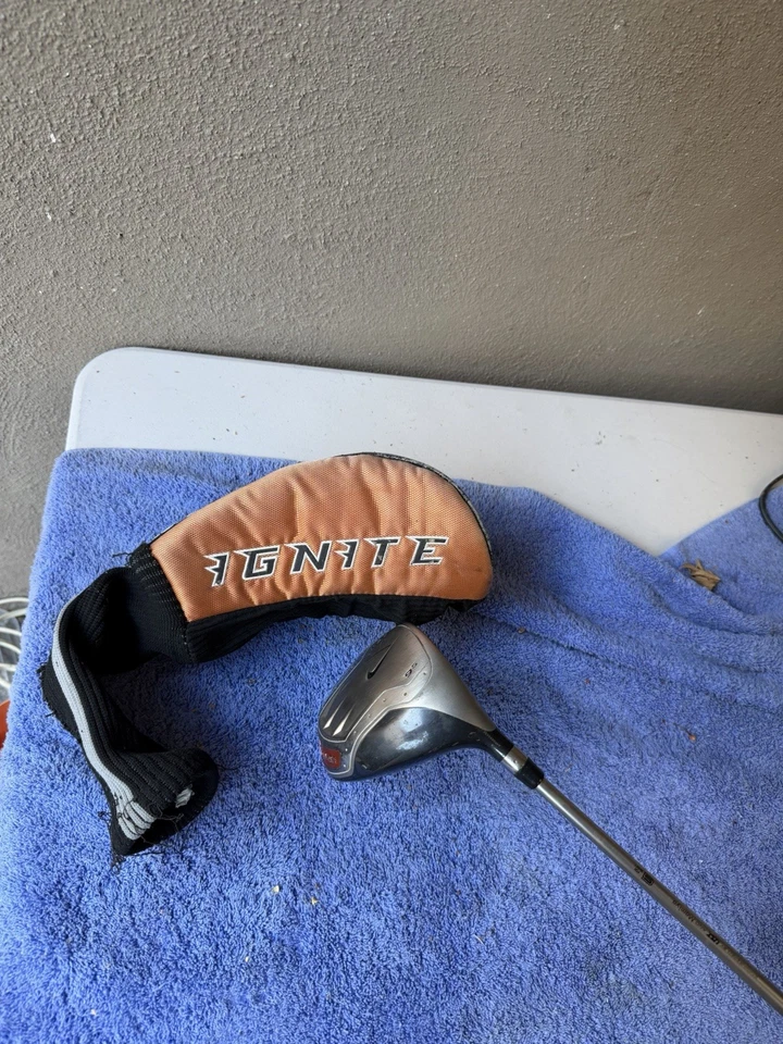 Nike Ignite 460 Driver 9.5 Loft Accra Extra Stiff Flex M5, Head Cover. RH - Image 1 of 4
