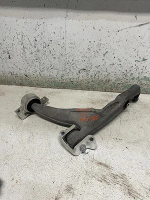 Brazo de control inferior delantero izquierdo del conductor Volvo XC90 2024 OEM  Foto 1 de 3