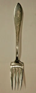 Tenedor para ensaladas Lafayette 1905 Towle Silver monograma ""M"" 37 Gr - Imagen 1 de 10