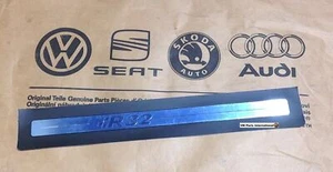 Tira de protección de umbral de puerta interior derecha VW Golf MK4 R32 FR 4D nueva genuina OEM VW - Imagen 1 de 1