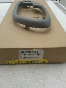 GM OEM NOS 15708066 RH Inside Handle Bezel Medium Gray 1995-1999 GMC Suburban - Picture 1 of 3