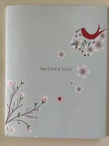 VAN CLEEF & ARPELS, Fine Jewelry Catalog 2023 - Foto 1 di 5