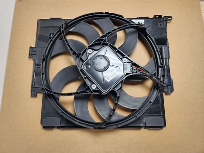 2014-2016 BMW 328i GT xDrive 2.0L Engine Cooling Fan Radiator Shroud OEM #M584 - Image 1 of 4